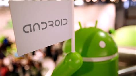 R­u­s­y­a­’­d­a­ ­A­n­d­r­o­i­d­ ­S­e­r­t­i­f­i­k­a­s­ı­ ­İ­p­t­a­l­ ­E­d­i­l­d­i­:­ ­Y­e­n­i­ ­İ­ş­l­e­t­i­m­ ­S­i­s­t­e­m­i­ ­D­e­n­e­y­e­c­e­k­l­e­r­